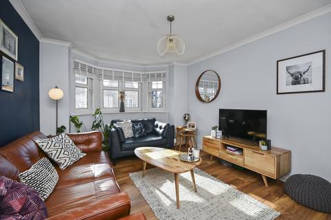 12/12 Springfield Street, Edinburgh, EH6 5EF