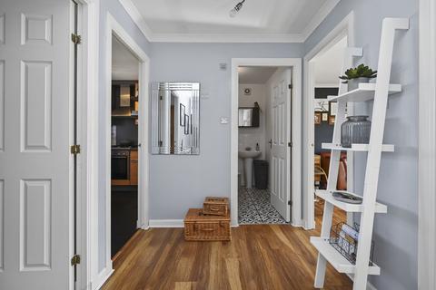 12/12 Springfield Street, Edinburgh, EH6 5EF