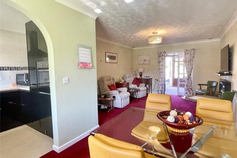 2 bedroom bungalow for sale, Meadowbrook Court, Twmpath Lane, Gobowen, Oswestry, SY10