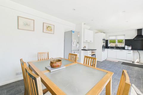 32 Ashwood Close, Worthing, BN11 2AF
