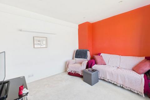 32 Ashwood Close, Worthing, BN11 2AF