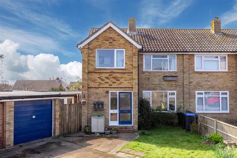 4 bedroom semi-detached house for sale, Tyne Close, Worthing