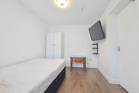 undefined, Holberton Road, Reading RG2