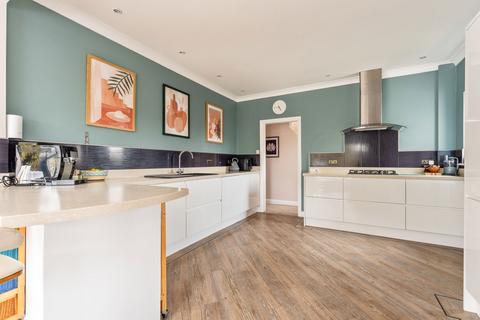 Stoneleigh Gomeldon Road, Porton, Salisbury, SP4 0JT