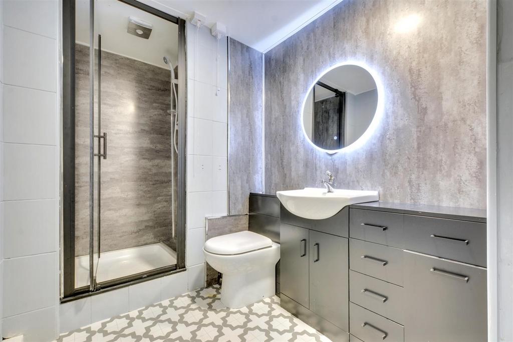 Shower Room.jpeg