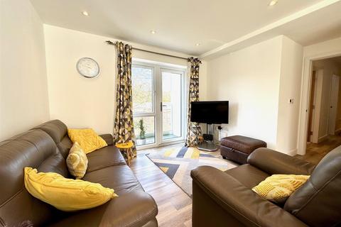 2 bedroom apartment for sale, Co-Operative Street, Disley, Stockport