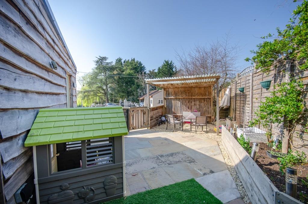 Annexe garden.jpg