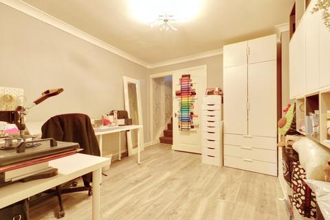 23 High Street, Aveley, South Ockendon, RM15 4BE