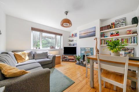 2 Park Close, Kingston Upon Thames, KT2 6DW