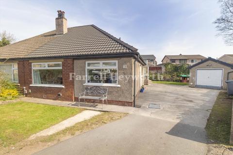 Ellwood Avenue, Lancaster LA1