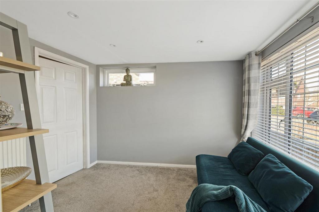 27 Epsom11.jpg