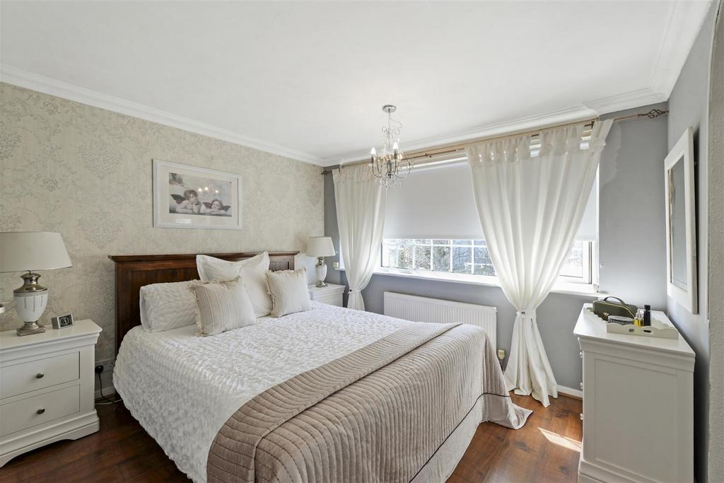 27 Epsom15.jpg