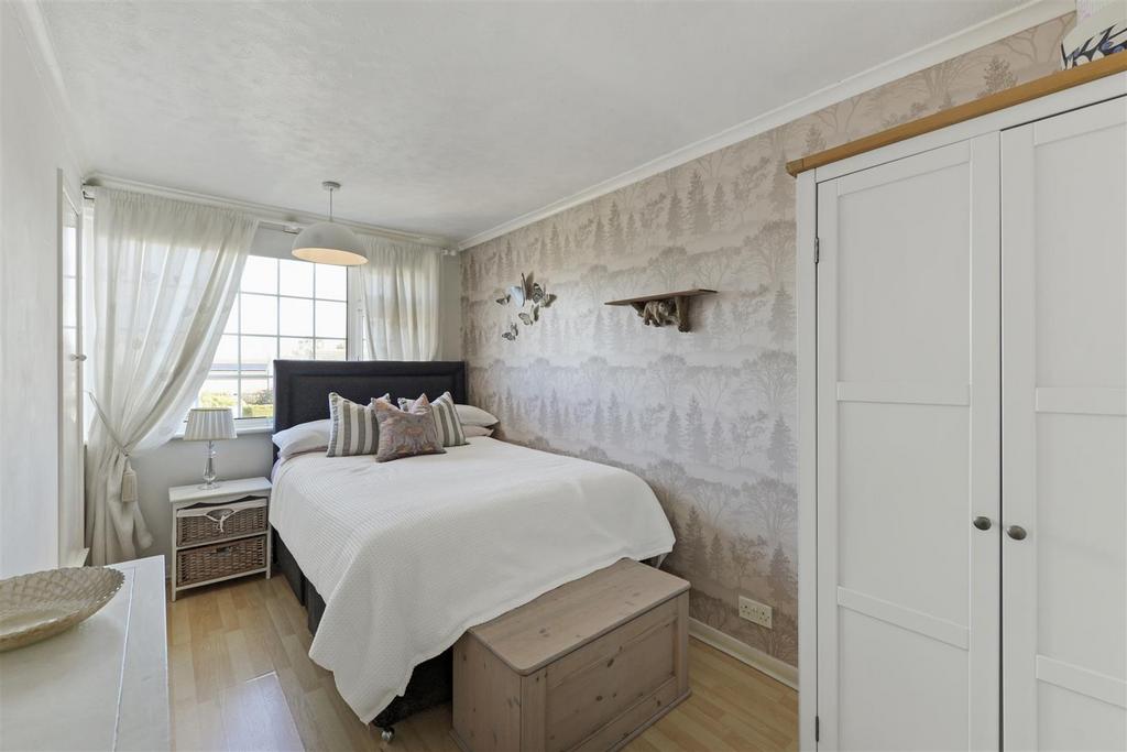 27 Epsom19.jpg