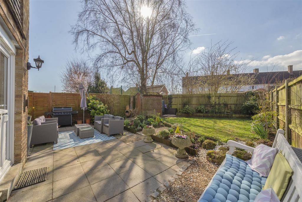 27 Epsom20.jpg