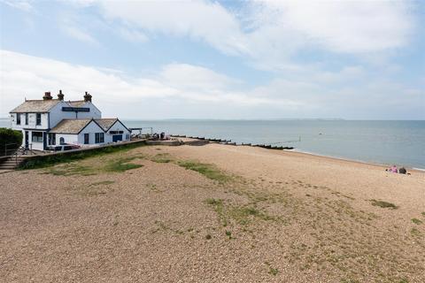 4 bedroom end of terrace house for sale, Island Wall, Whitstable