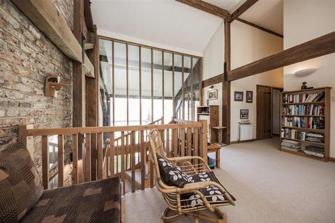4 bedroom barn conversion for sale, Broadwater Road, West Malling ME19