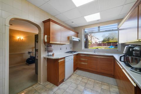 11 Winchfield Close, Harrow, HA3 0DT