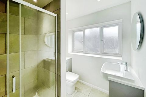 2 bedroom terraced house for sale, Parkgate Road, Chester