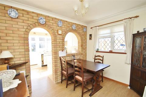 7 Brook Drive, Verwood, BH31 6DH