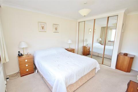 7 Brook Drive, Verwood, BH31 6DH