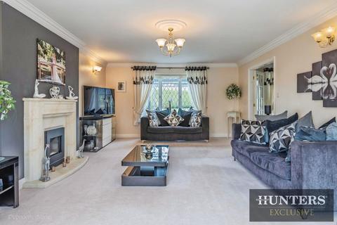 5 bedroom detached house for sale, Marton Gate, Bridlington