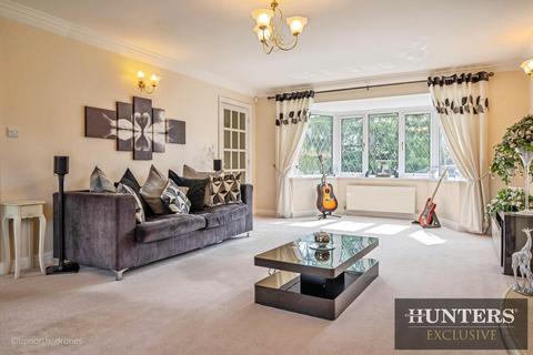 5 bedroom detached house for sale, Marton Gate, Bridlington