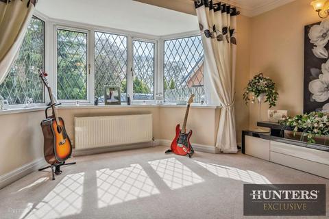 5 bedroom detached house for sale, Marton Gate, Bridlington