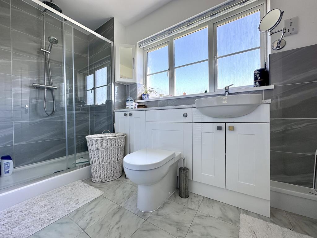 En Suite 2