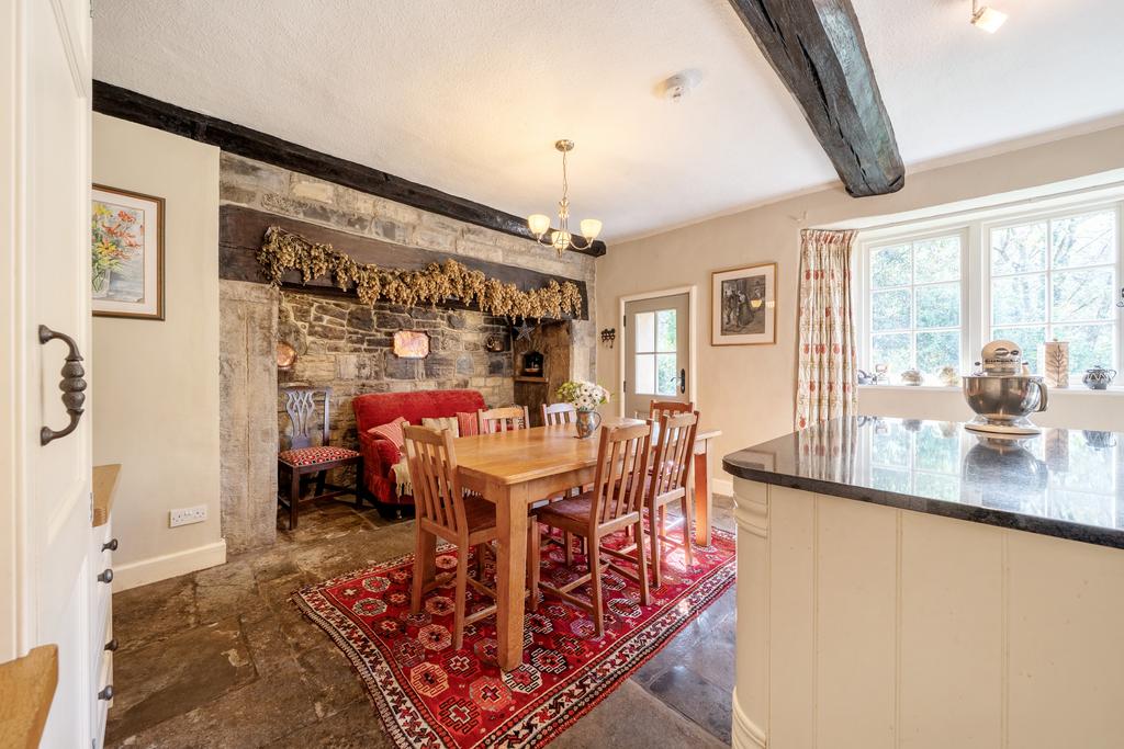 Kitchen / Breakfast Room