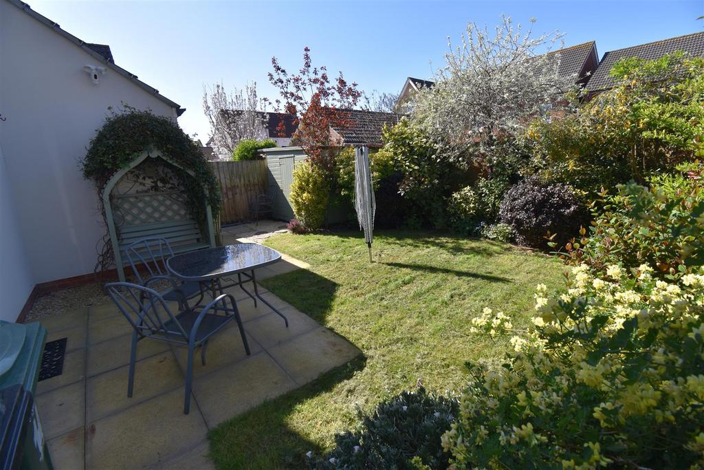 Garden 1.JPG