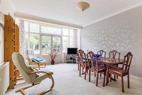 14 Rafford Way, Bromley, BR1 3EW