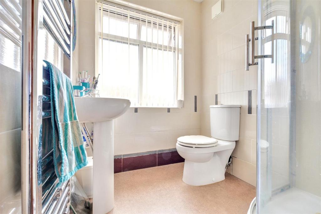 Shower Room 1.jpeg