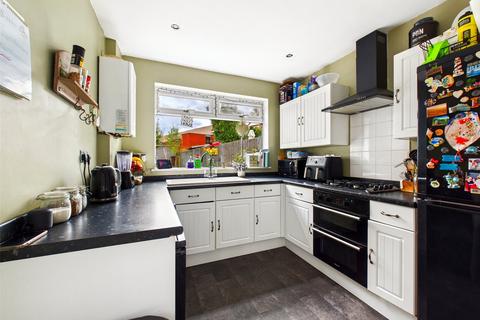 28 Halstead Road, Colchester, CO3 9AE