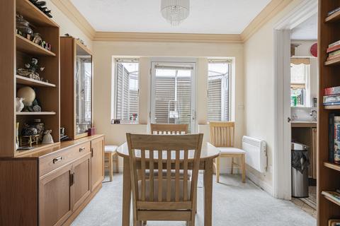 2 bedroom cottage for sale, The Quadrangle, Bicester, OX26