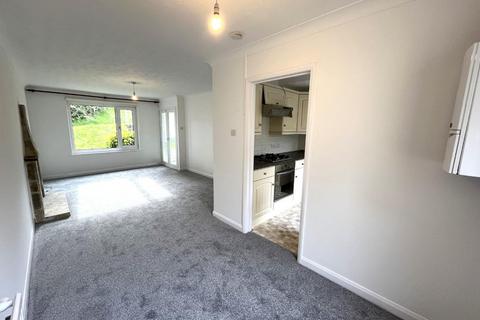 3 bedroom terraced house to rent, Longfield, Falmouth