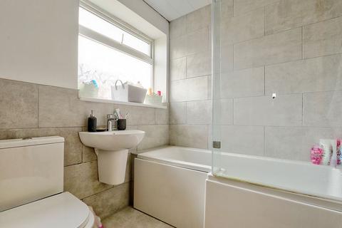 5 Braemar Grove, Middlesbrough, TS6 0AN