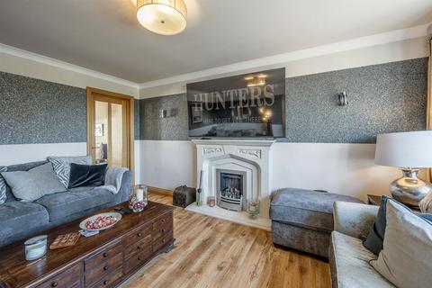 29 Wellington Close, Kingswinford, DY6 8JG