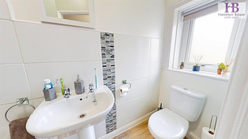 8ac41dab-23-Shelf-Hall-Lane-04152025 131833.jpg