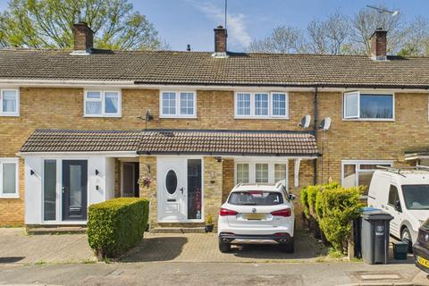 21 Marlins Turn, Hemel Hempstead, HP1 3LQ