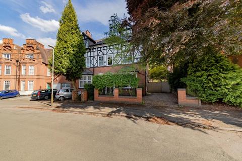5 bedroom semi-detached house for sale, St. Johns Road, Stoneygate, Leicester