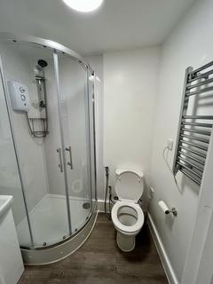 Studio to rent, Shepherds Bush Road, Basement Studio, London, W6