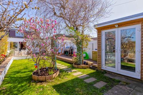 4 bedroom chalet for sale, Bristol Avenue, Lancing