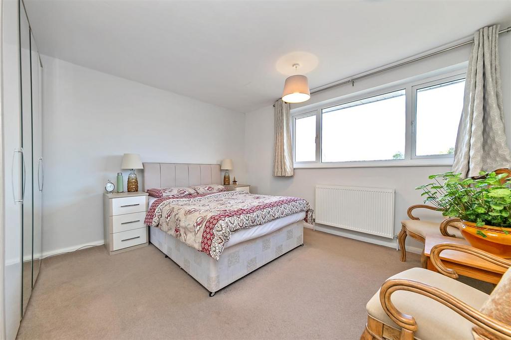 25 Deva Close-23.jpg