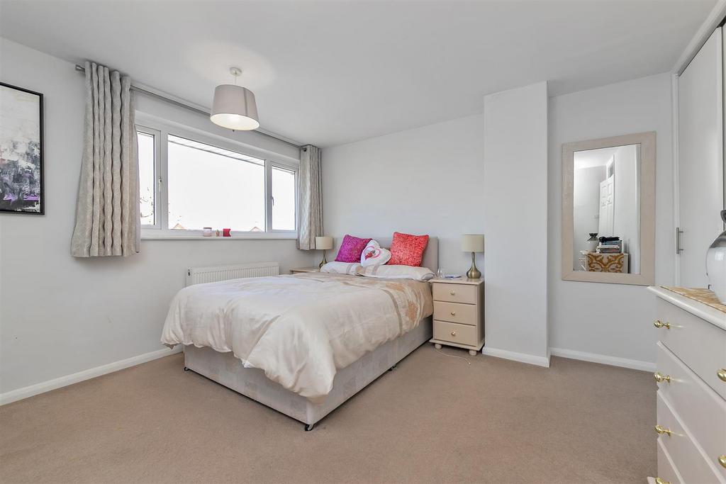 25 Deva Close-25.jpg