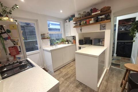 3 bedroom terraced house for sale, Linden Road, Littlehampton