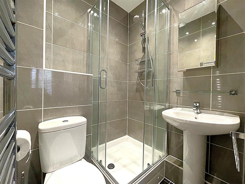 Ensuite.jpg