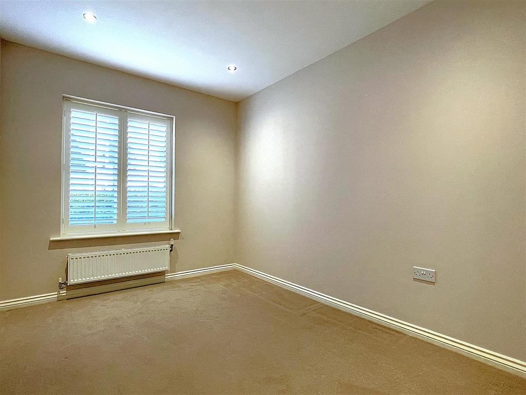 Bedroom2.jpg