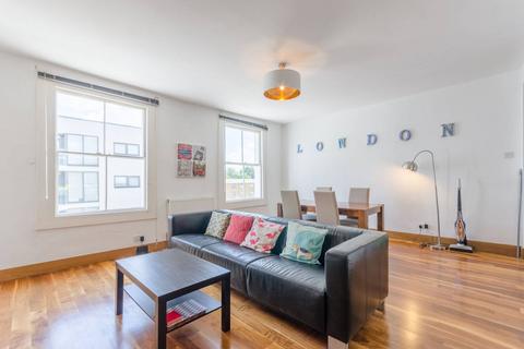 1 bedroom flat for sale, Packington Street, Angel, London, N1