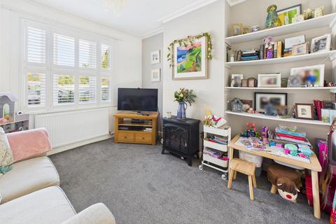 16 Henry Street, Gloucester, GL1 3DZ