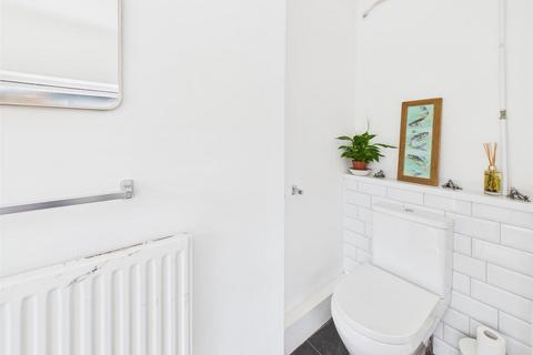 16 Henry Street, Gloucester, GL1 3DZ